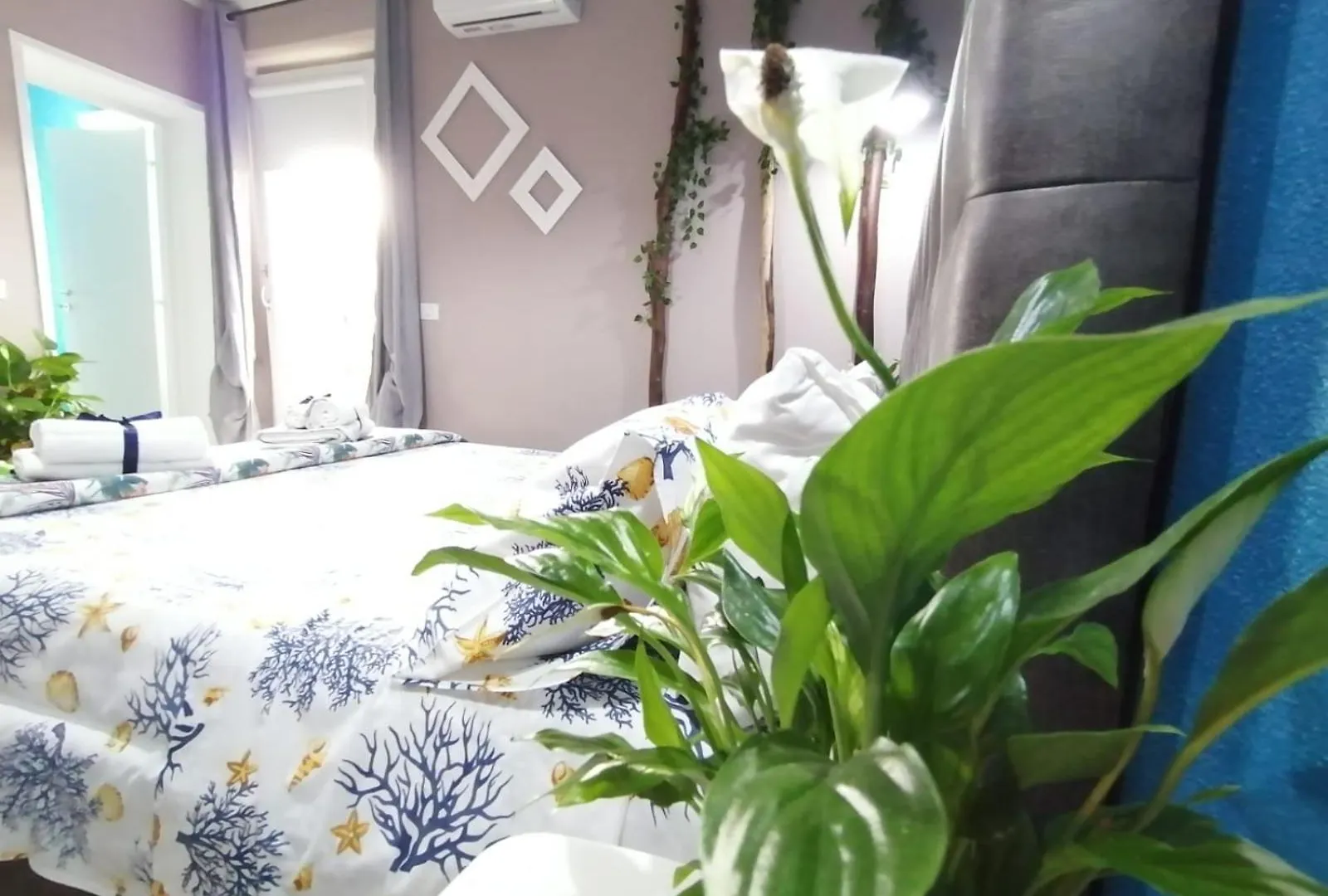 Dimora Bed And Breakfast San Gavino Monreale Bed & Breakfast